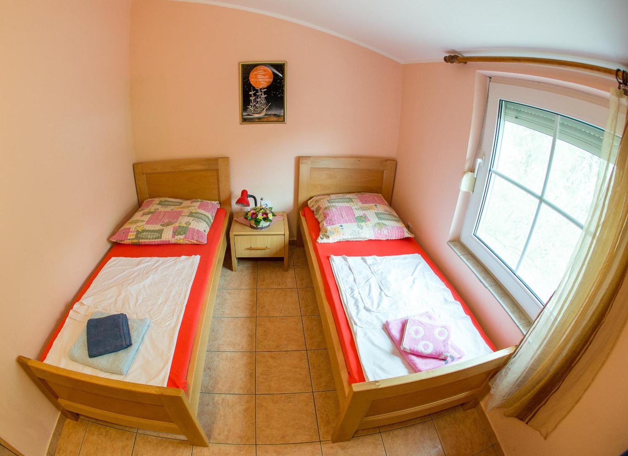 Guest House Almond Bečići Dış mekan fotoğraf