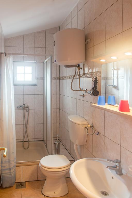 Guest House Almond Bečići Dış mekan fotoğraf