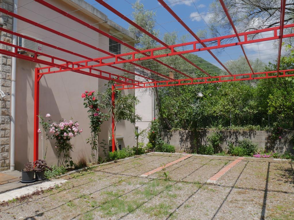 Guest House Almond Bečići Dış mekan fotoğraf